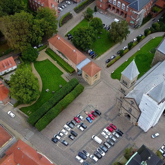 Domkirkepladsen luftfoto_Jesper AagaardEarvox.jpg