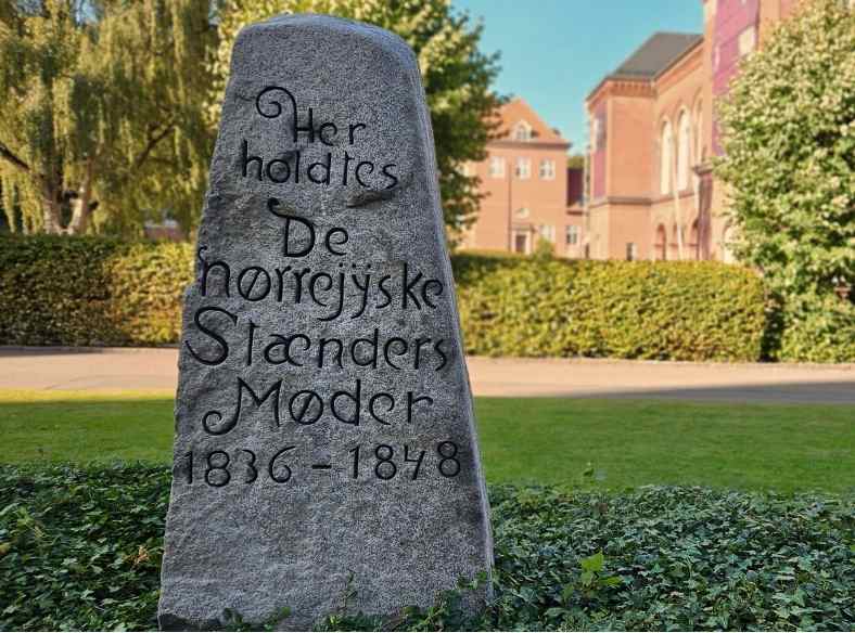 GUIDEDE TURE (3).jpg